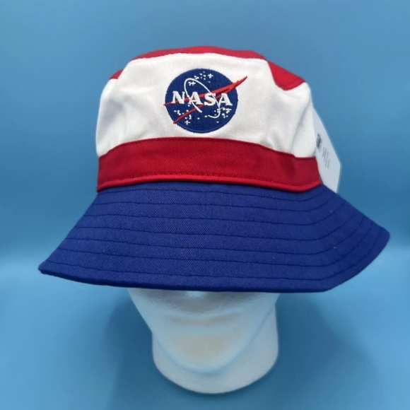 NASA Bucket Hat OSFM Red White Blue Space Station NEW WITH TAGS L/XL - Picture 1 of 6